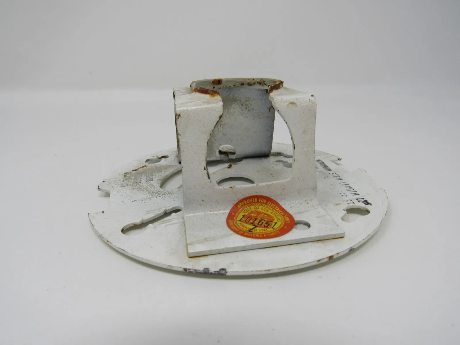 Commercial Pendant Light Fixture Bracket 5-1/4-in Round Off White/Silver -- Used