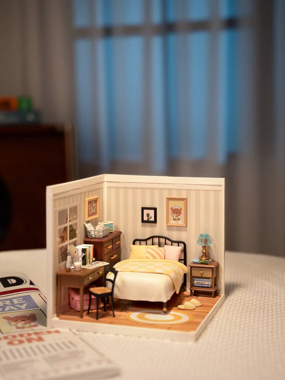 DIY Miniature House Kit: Cozy Living Lounge