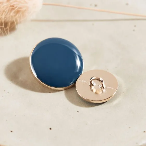 Dotty Button river