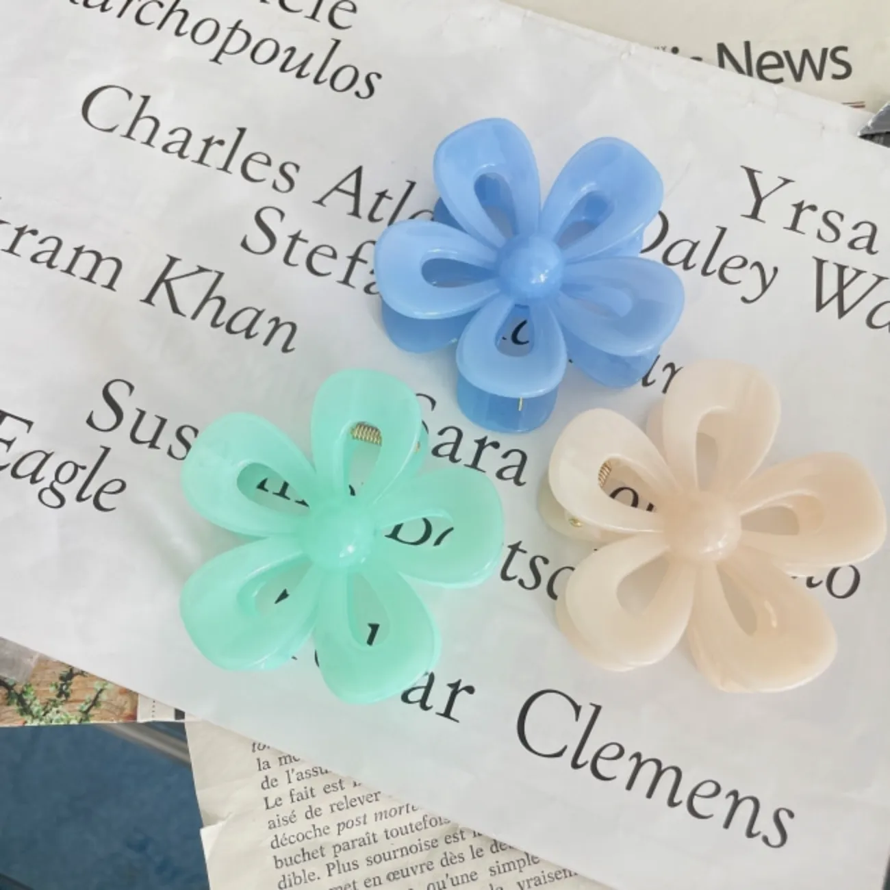 FIANA Flower hair claws