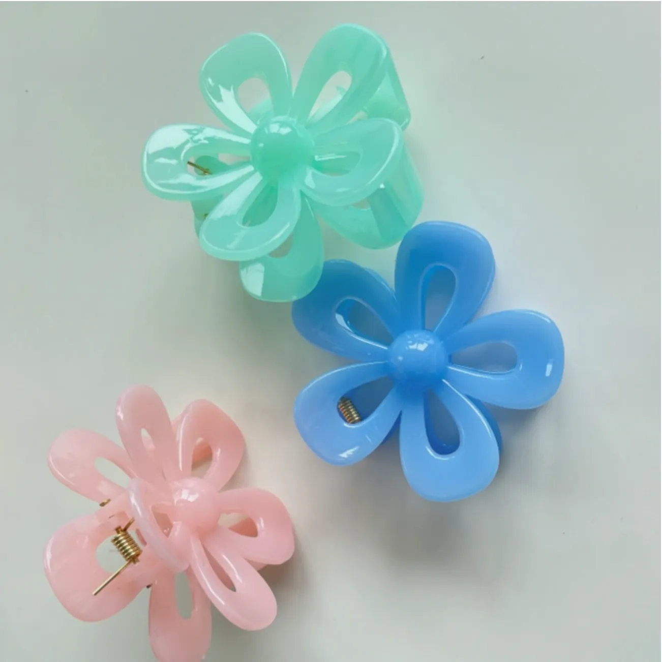 FIANA Flower hair claws
