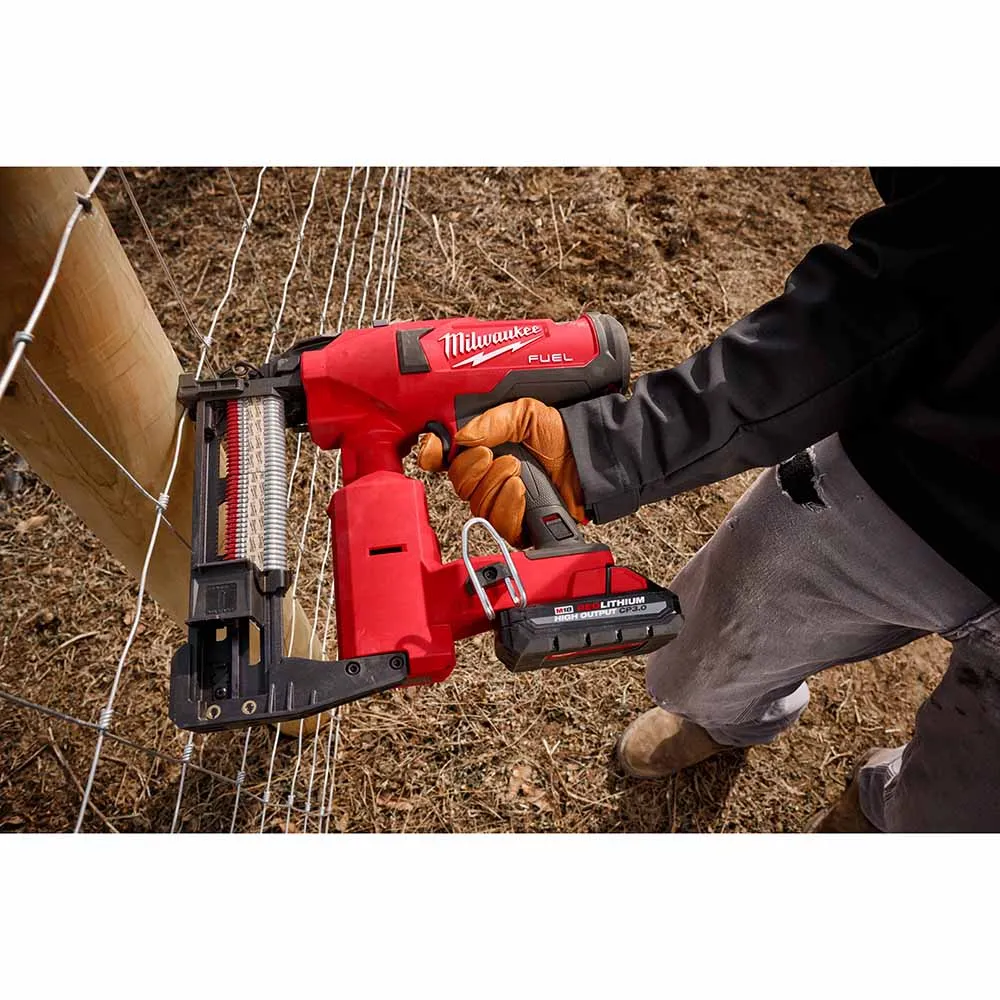 Milwaukee 2843-22 M18 Fuel Utility Fencing Stapler Kit