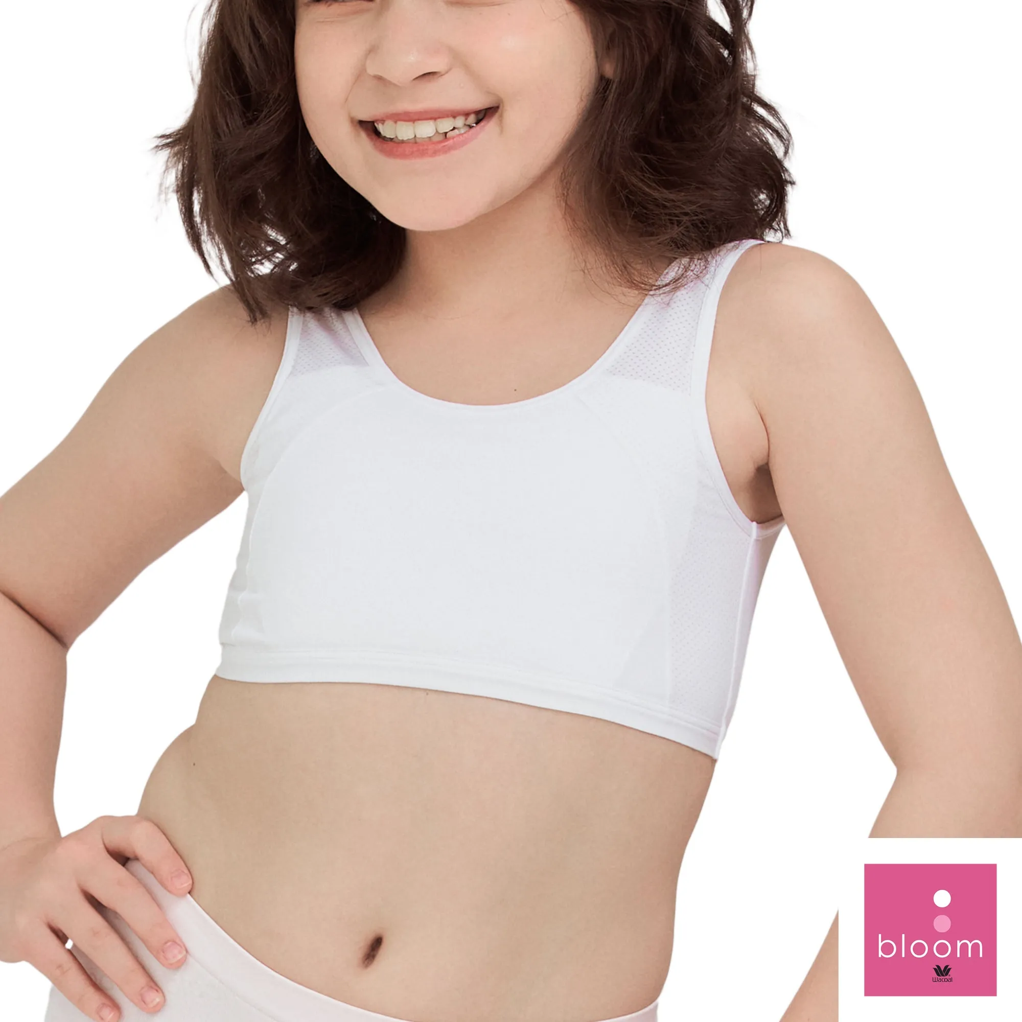 Wacoal Bloom Step 2 ชุดชั้นในสำหรับเด็ก เสื้อกล้ามครึ่งตัว แบบเรียบ รุ่น WH6K20